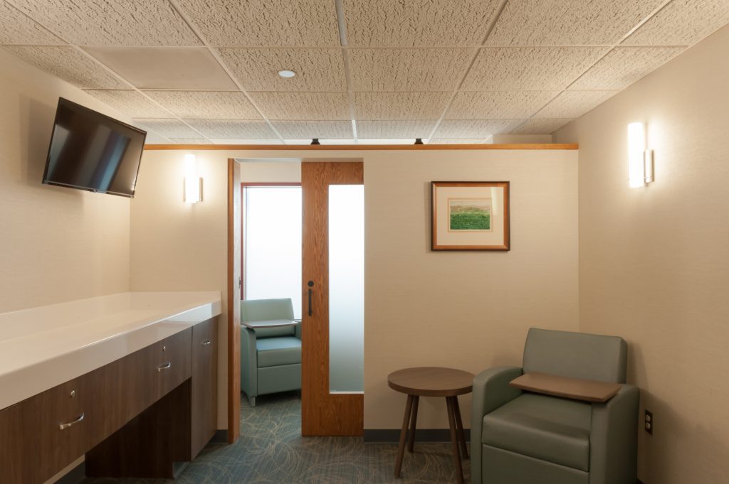 Mother’s Lounge